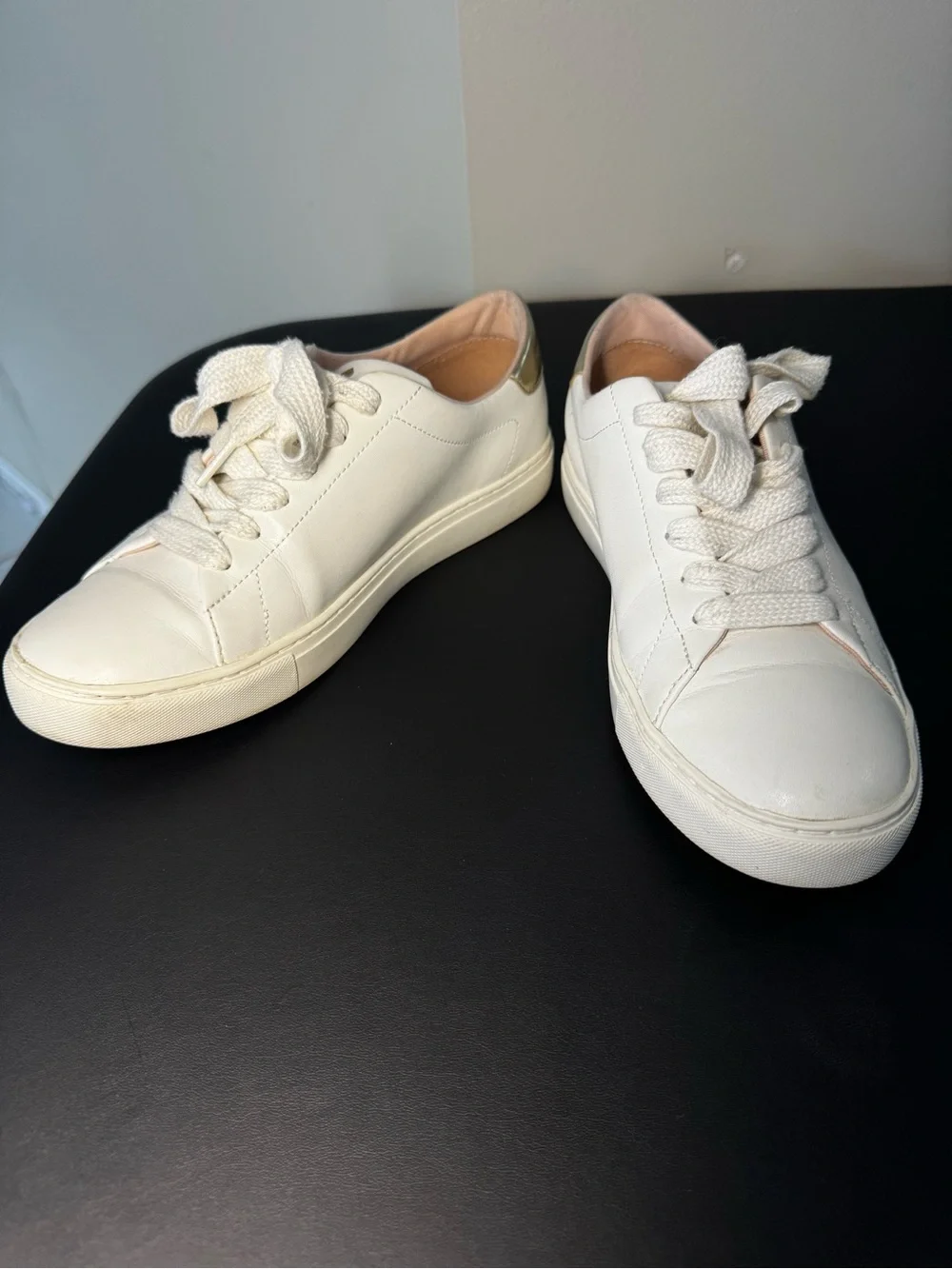 Kate Spade New York White Leather Low Top Lace-Up Sneakers Gold Heel Logo